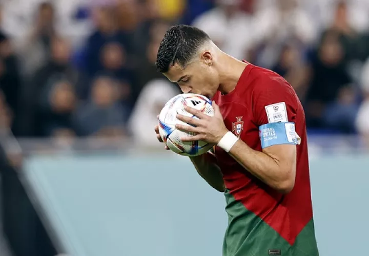 Cristiano Ronaldo anotó de penal. Foto: EFE