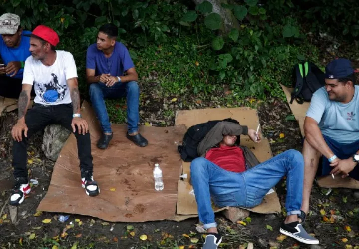 Por Panamá han transitado este año más de 210,000 migrantes irregulares en su viaje a EE.UU. Foto: EFE