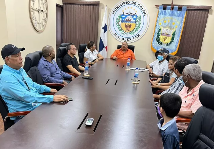 El alcalde Alex Lee instó a los colonenses a involucrarse en “Colón de colores”. Foto: Diomedes Sánchez 