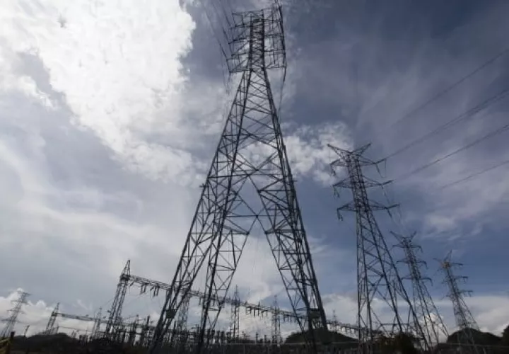 Tarifas eléctrica bajarán en el 2023. Foto: Archivos