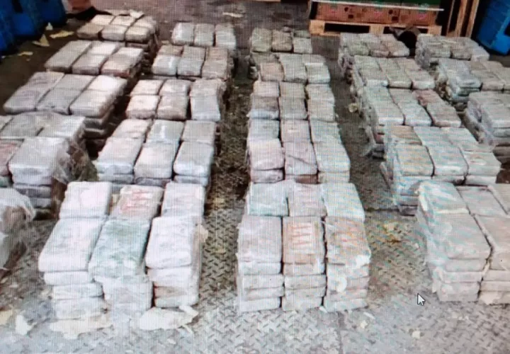 La droga estaba oculta en un contenedor que provenía de Ecuador. Foto: Diomedes Sánchez 