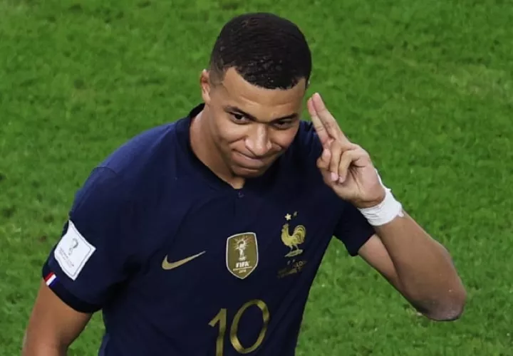 Mbappé, la figura de Francia. Foto.EFE