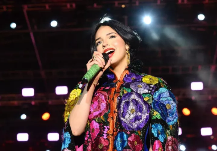 Ángela Aguilar aseguró que se trata de un montaje. Foto: Instagram / @angela_aguilar_