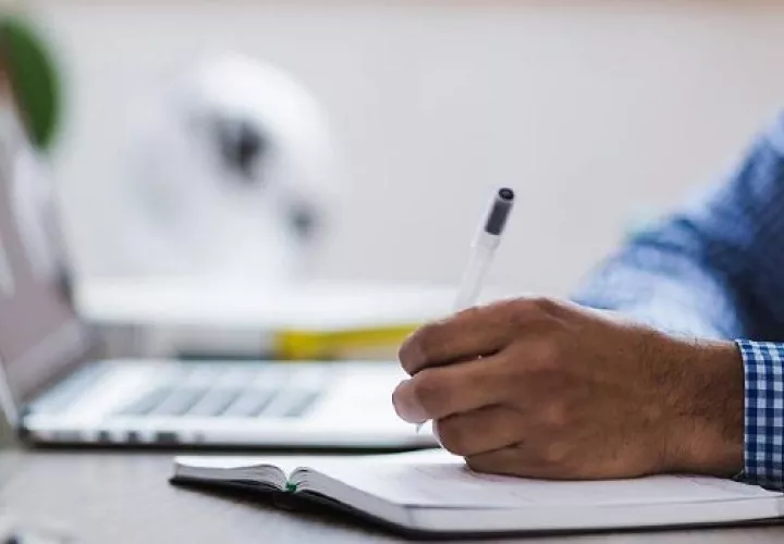 Hay varios cursos que cuentan con certificación. Foto: Ilustrativa / Pexels