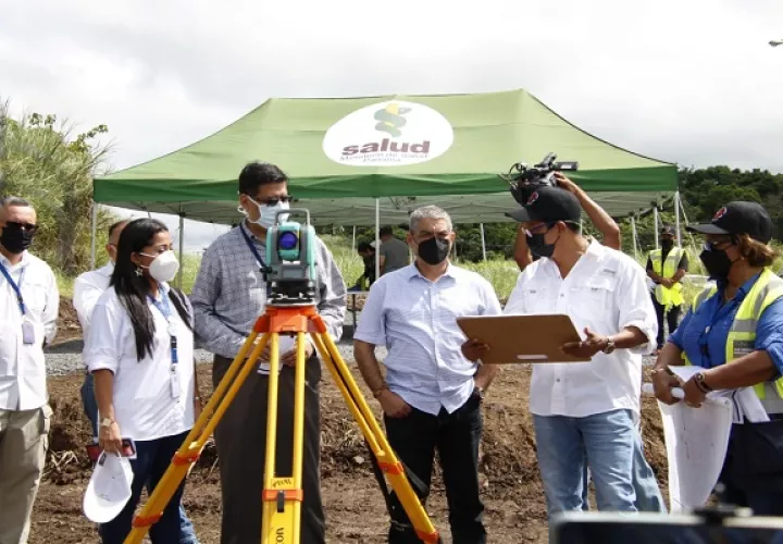 El terreno plano evitará que aumenten los costos por movimiento de tierra. Foto: Minsa