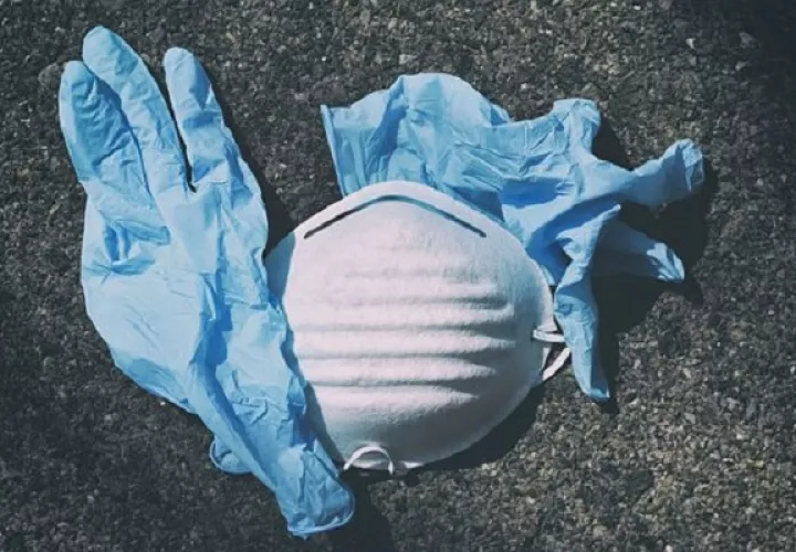 Los guantes y mascarillas figuran entre los artículos a los que se les cambió su arancel de importación. Foto ilustrativa