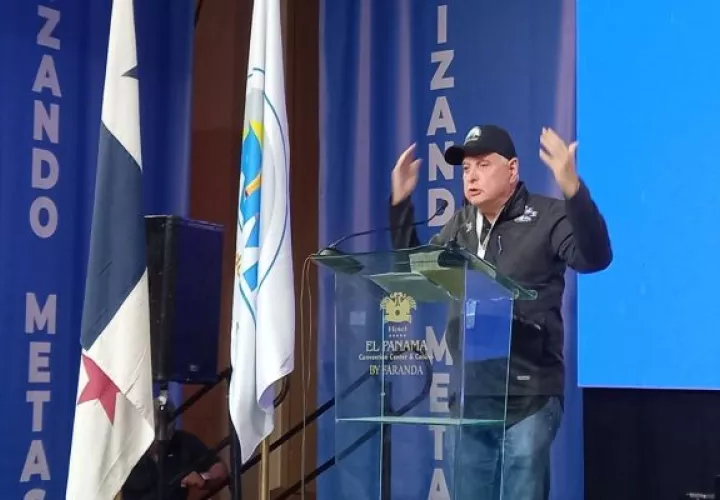Ricardo Martinelli se compromete a fortalecer las relaciones diplomáticas y comerciales con EE.UU..