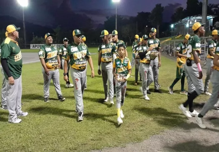 Panamá Oeste, jugadores del béisbol juvenil. Foto: Fedebeis