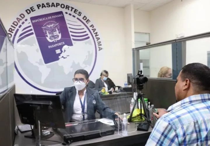 En 2022 se emitió un cifra récord de pasaportes. Foto: APAP