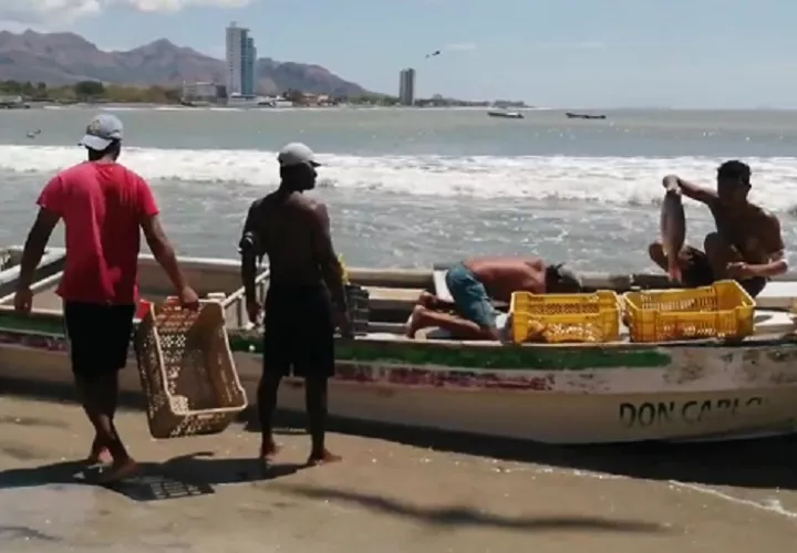 Los pescadores reclaman mayor vigilancia al Senan. Foto: Eric A. Montenegro