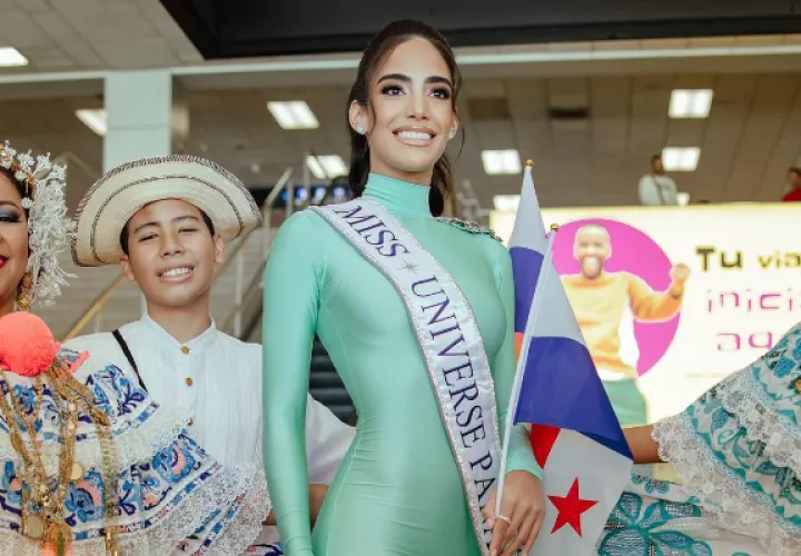 Solaris Barba lleva aproximadamente 10 maletas. Foto: Instagram / @missuniversepanamainc