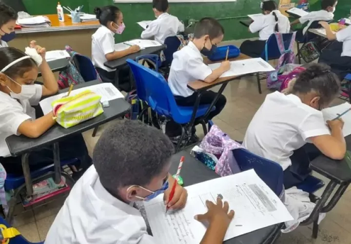 La mayor cantidad de matrícula se concentra en los primeros grados. Foto: Meduca