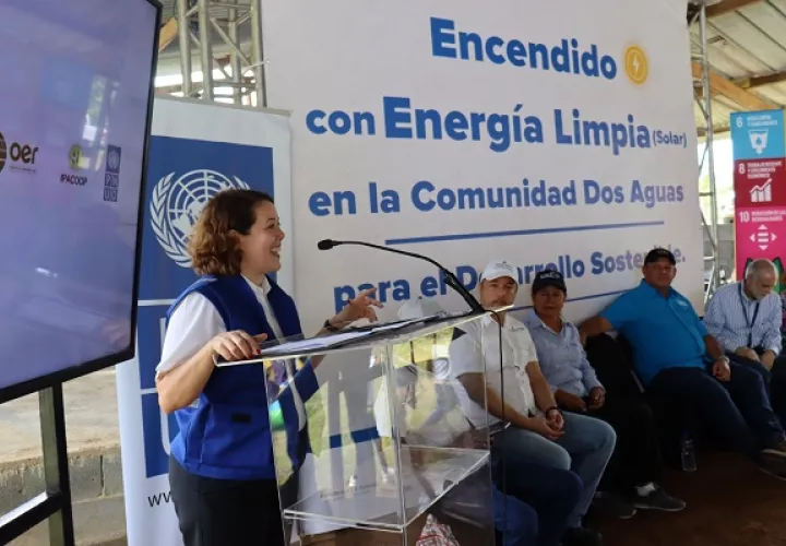 La colocación de paneles solares impactan a 114 personas. Foto: Cortesía
