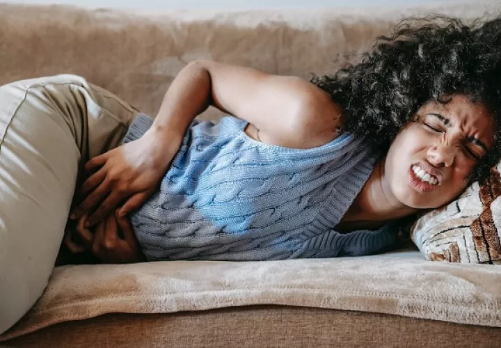El 53 % de las mujeres sufre reglas dolorosas en España. Foto: Pexels