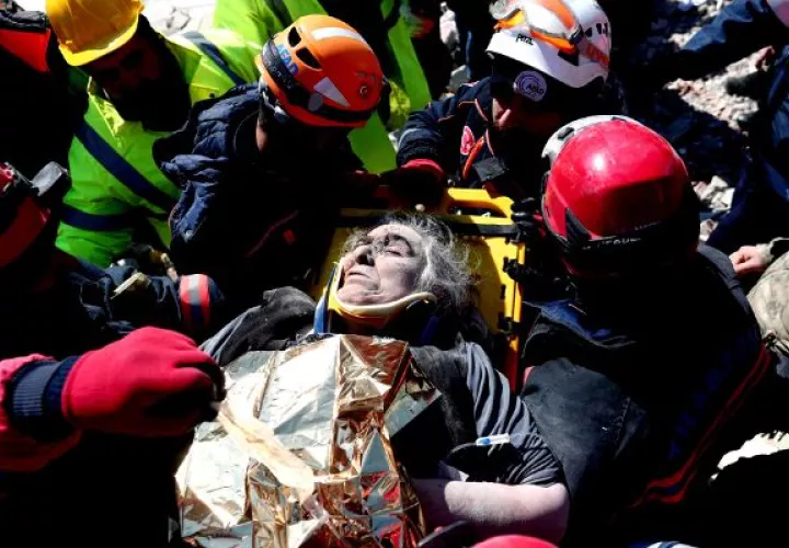 Los fallecidos en el terremoto en Turquía y Siria superan ya los 16,000. Foto: EFE