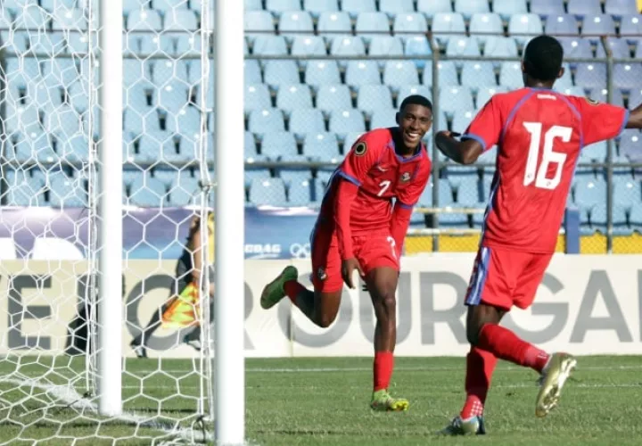 Panamá se enfrenta a México en la Sub-17. Foto: Fedebeis