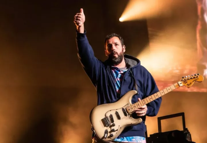 Adam Sandler recibió el Premio Mark Twain al Humor Estadounidense. Foto: Instagram / @adamsandler