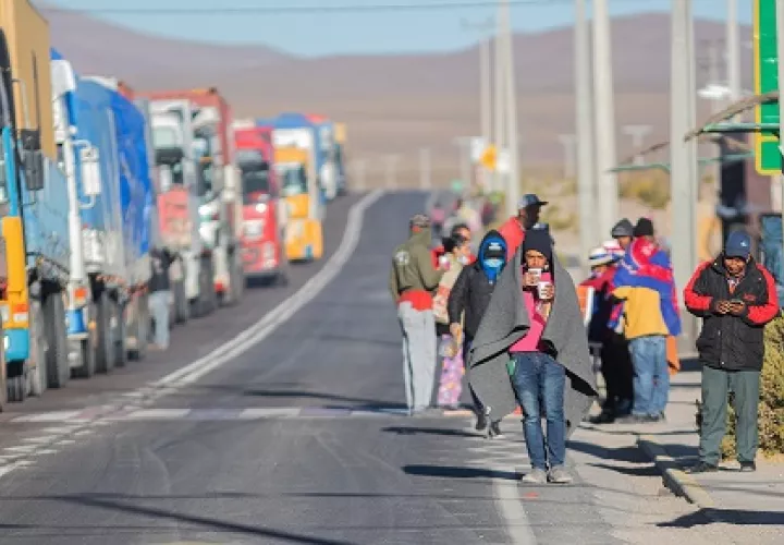 Chile busca solución a este problema de la migración, que afecta a toda la región. Infoabe.