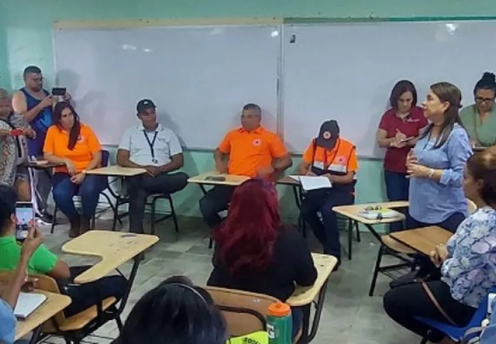 Se realizó una reunión en el plantel. Foto: Cortesía Meduca
