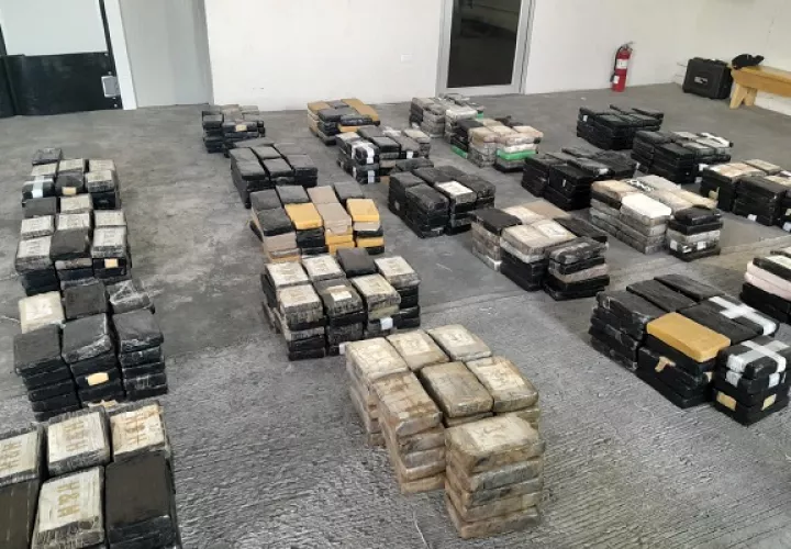 Más de 800 paquetes de sustancia ilícita en un contenedor en puerto de Colón. Foto. Senan 