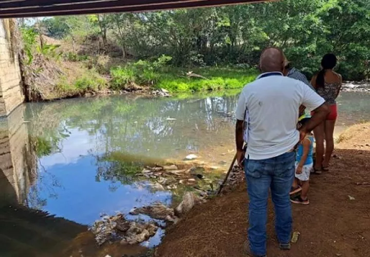El río Caño Quebrado es un sitio muy visitado por turistas nacionales durante los meses de verano. Foto. Rric Montenegro