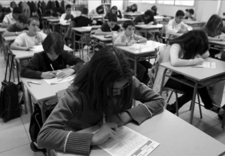 En ciencias 9 de cada 10 jóvenes no hacen el mínimo requerido.