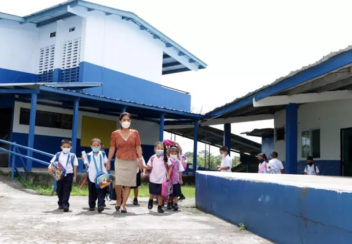 Panamá necesita construir más centros educativos en áreas de mayor población, sostiene la Cámara de Comercio. Foto: Ilustrativa Cortesía