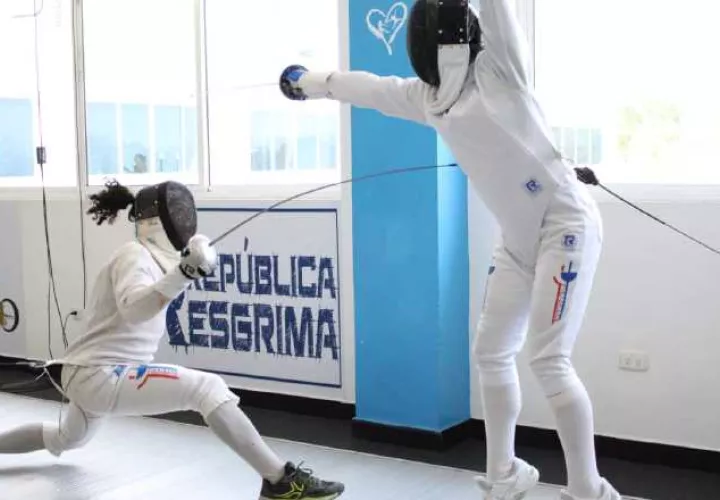La competencia fue en sable, florete y espada. Cortesía