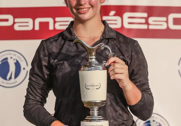 Alessandra Arango, ganadora de la categoría para damas.