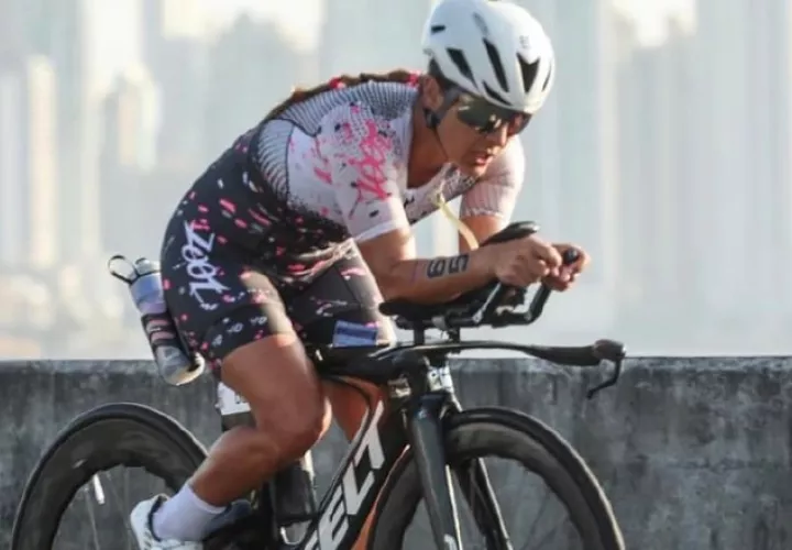 María Florencia Fraga se impuso en la rama femenina en Ironman 70.3 de Panamá. Foto: Cortesía
