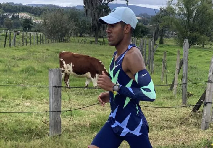 Jorge Enrique Castleblanco, durante sus entrenamientos en Paipa, Colombia. Archivo
