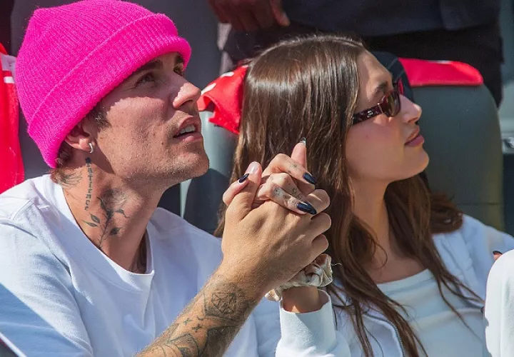 Justin Bieber y su esposa. Foto: EFE