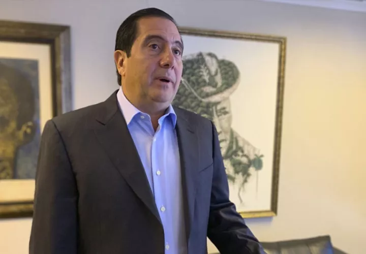 No hay impedimento legal para que el PP postule a Martín Torrijos, a pesar de ser militante del PRD.