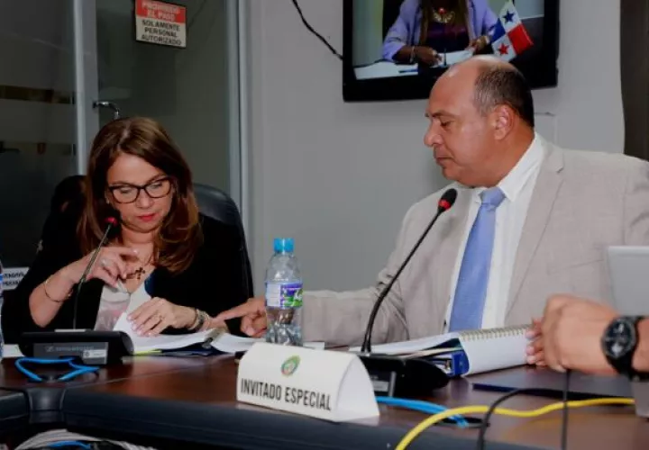 La Comisión de Presupuesto de la Asamblea Nacional aprobó 34.6 millones de dólares al Meduca. Foto: Cortesía