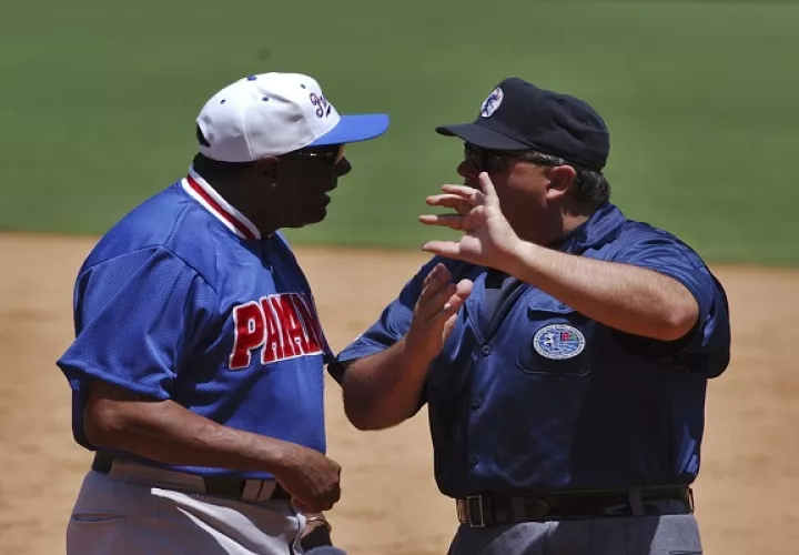 Aníbal Reluz estuvo al frente de Panamá en el Clásico Mundial de Béisbol 2006. Foto: EFE