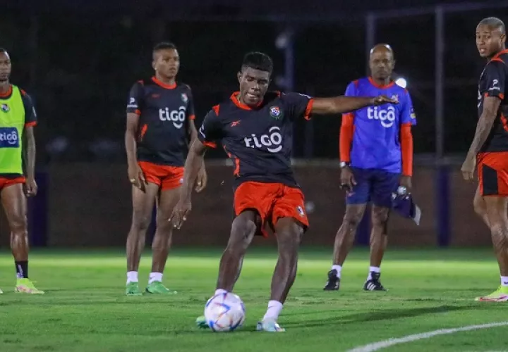 Panamá entrenó ayer en el Complejo Pedro Pompilio, una de las sedes del Boca Juniors. Foto: Fepafut