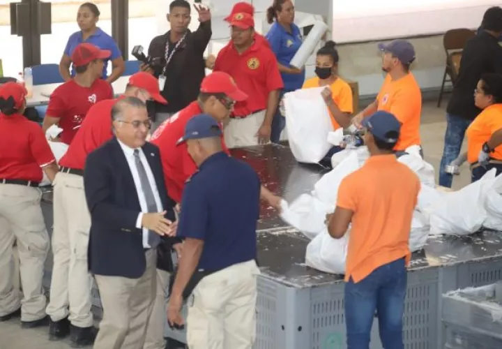 El acto se desarrolló en las instalaciones del Centro de Convenciones de Atlapa, sede desde hace tres años de este plan.