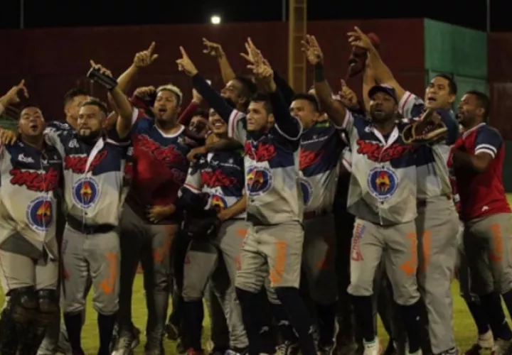 Panamá Metro es el actual campeón del béisbol mayor. Foto: Fedebeis