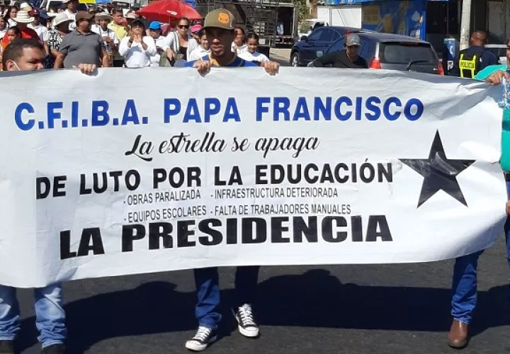 La reunión se programó luego de acciones de calle y suspensión de clases la semana pasada. Foto: Thays Domínguez,