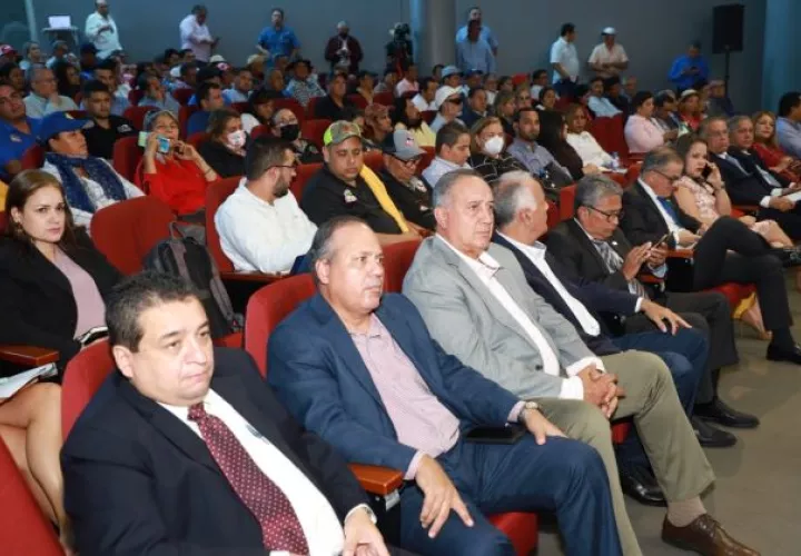 Las autoridades acordaron realizar otra reunión para seguir analizando y buscando alternativas, el martes 21 de marzo en la Asamblea.