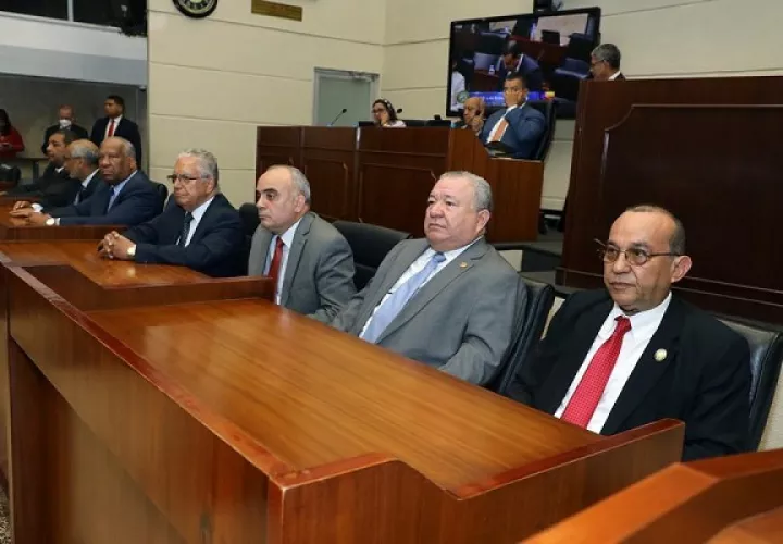 Participación de los rectores en el debate de la Asamblea Nacional. 