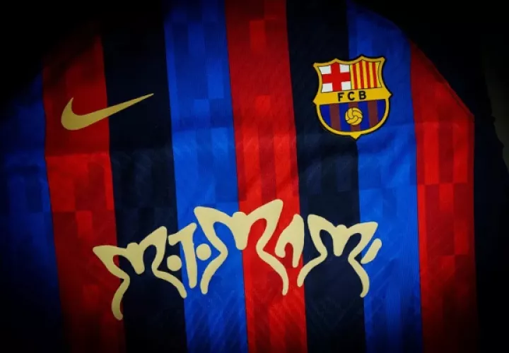 El  Barcelona presentó el logotipo de 'Motomami' que lucirá en la camiseta del primer equipo de fútbol. EFE / FC Barcelona / German Parga