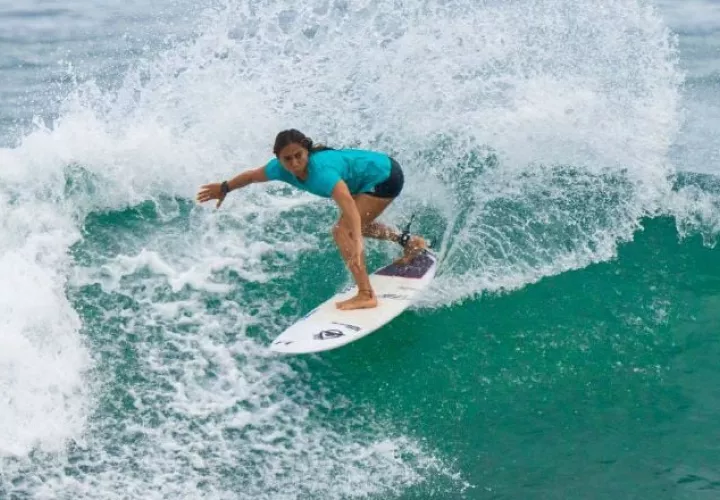 Samanta Alonso se prepara para el Panamericano de Surf: Foto: Cortesía