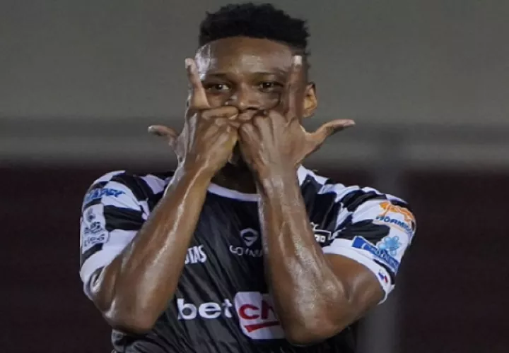 Tauro recibe a León de México en la Concachampions. Foto: LPF