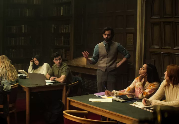 Joe Goldberg intentó tener una vida corriente como profesor de literatura. Foto: Netflix
