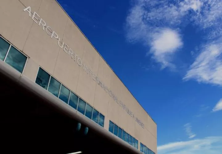 Abren la convocatoria nacional e internacional para la concesión del Aeropuerto Enrique A. Jiménez. Foto: Cortesía