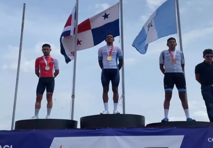 Christofer Jurado ganó oro en el Centroamericano de Ruta 2023. 