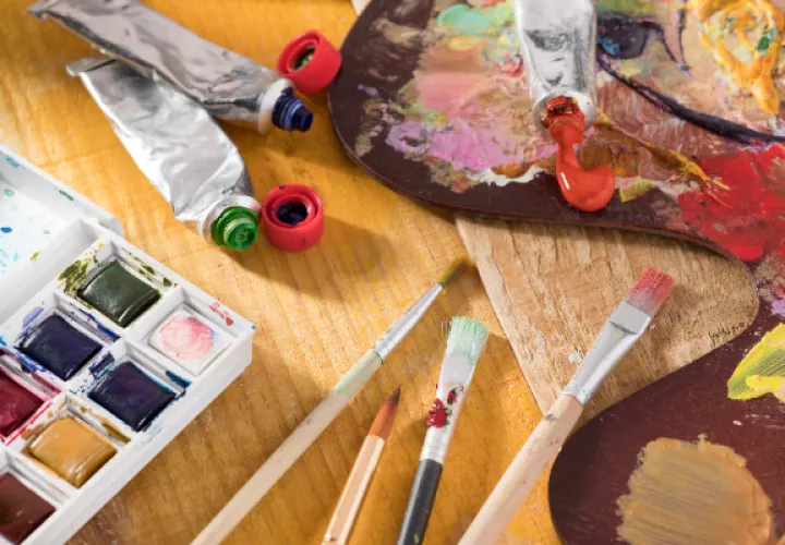 Anualmente, el 15 de abril, se celebra el Día Mundial del Arte. Foto: Ilustrativa / Freepik