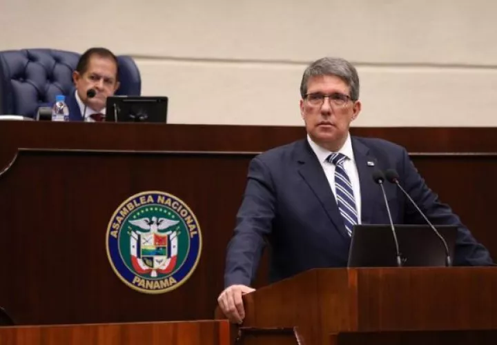 El director del Idaan Juan Antonio Ducruet. Foto: Cortesía Asamblea Nacional