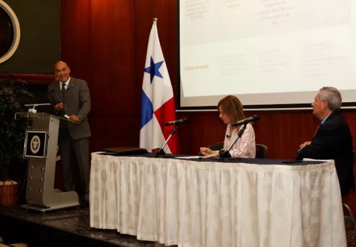 La CCIAP presenta este índice desde marzo de 2001 a nivel metropolitano, y sirve como referencia e historial a éste nuevo índice nacional.